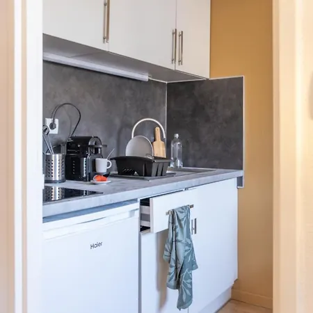 Parking - L'ambre - Balcon アパート