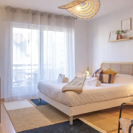 Parking - L'ambre - Balcon * ストラスブール